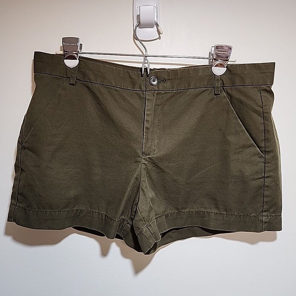 Khakis By Gap Sunkissed Shorts Women's Size 10 Green Chino Stretch Casual